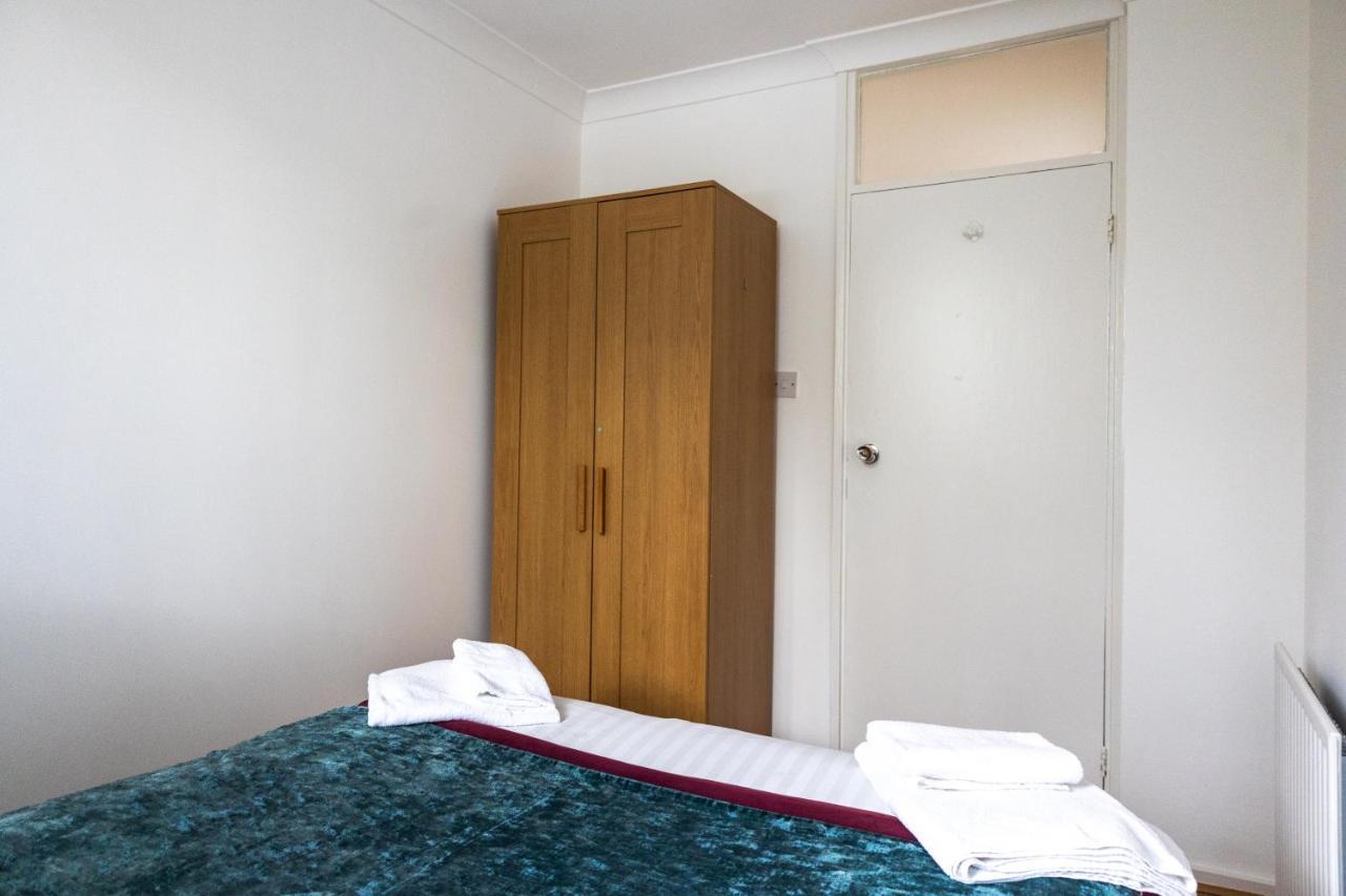 London - 4 Bed - Sleeps 8 - Garden - Pet Friendly Villa Eksteriør billede