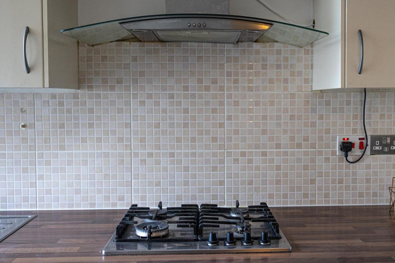 London - 4 Bed - Sleeps 8 - Garden - Pet Friendly Villa Eksteriør billede